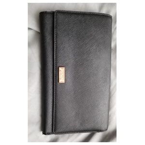Kate spade travel wallet